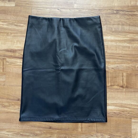 LOFT NWT M Black Vegan Leather Pull On Mini Pencil Skirt Gothic Office Siren - Picture 3 of 13